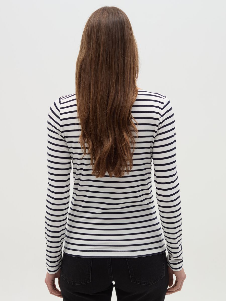 Striped T-shirt with boat neck_2