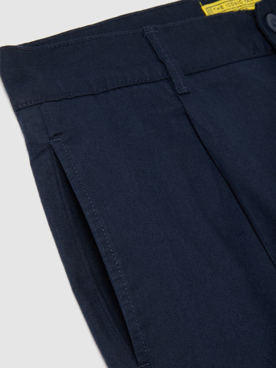Pantaloncini da uomo in misto cotone blu regular fit_1
