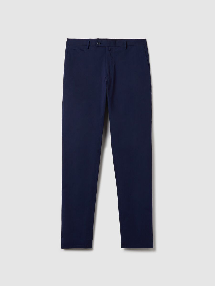 Contemporary slim-fit trousers in stretch cotton_4
