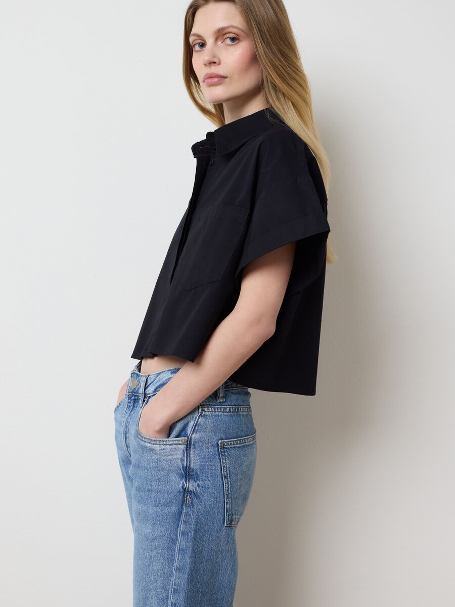 Black short-sleeved shirt in cotton_2