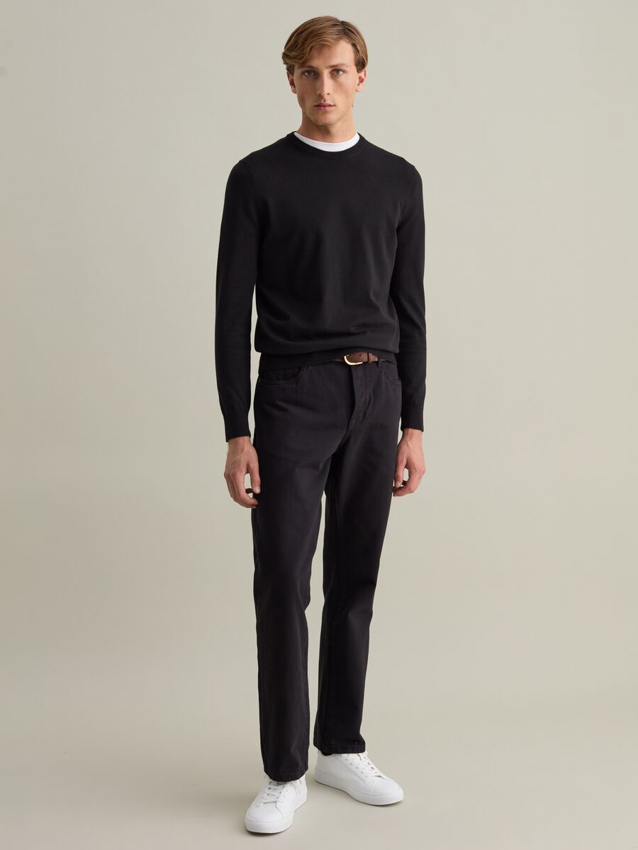 Pullover con scollo rotondo_3