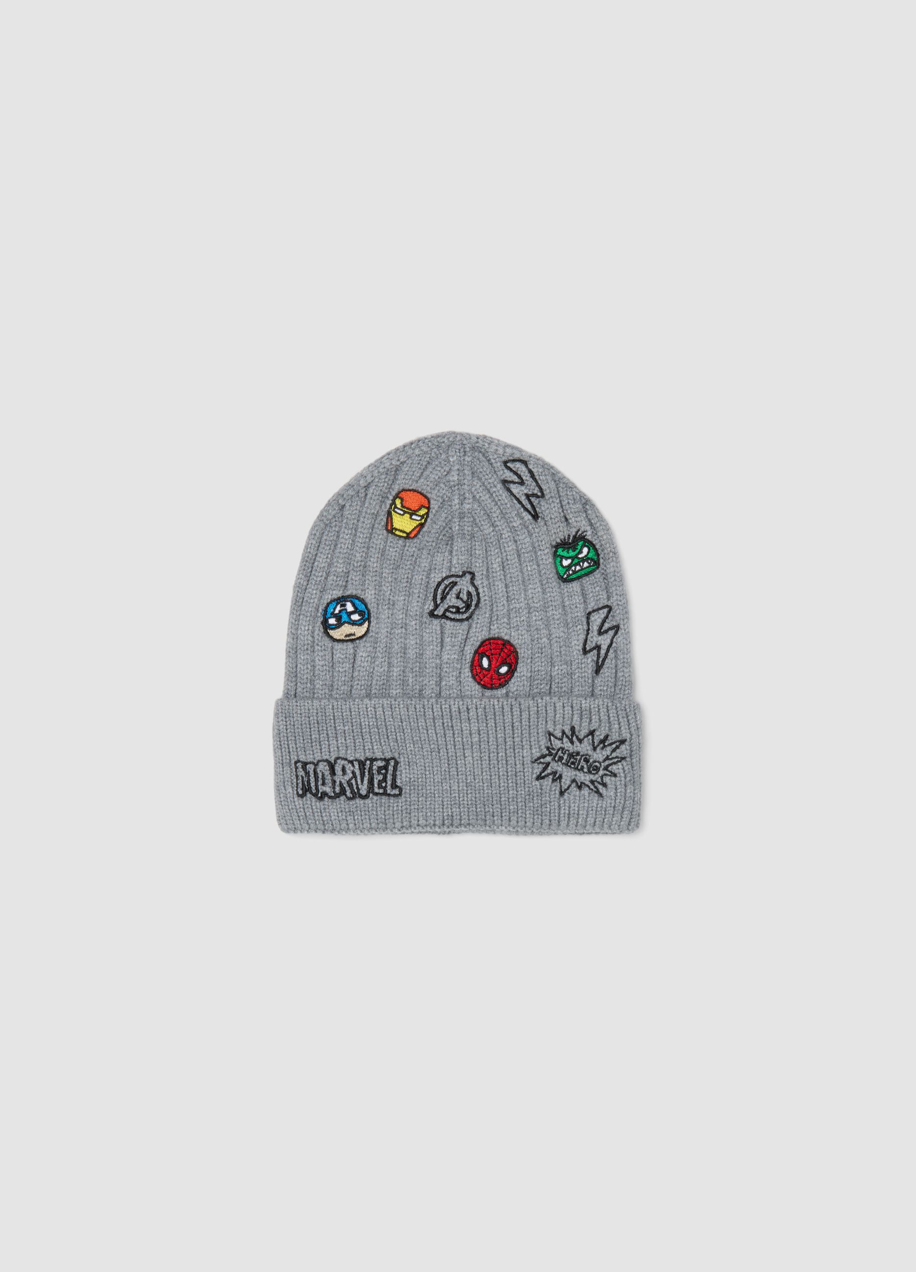Grey Avengers print hat for boys