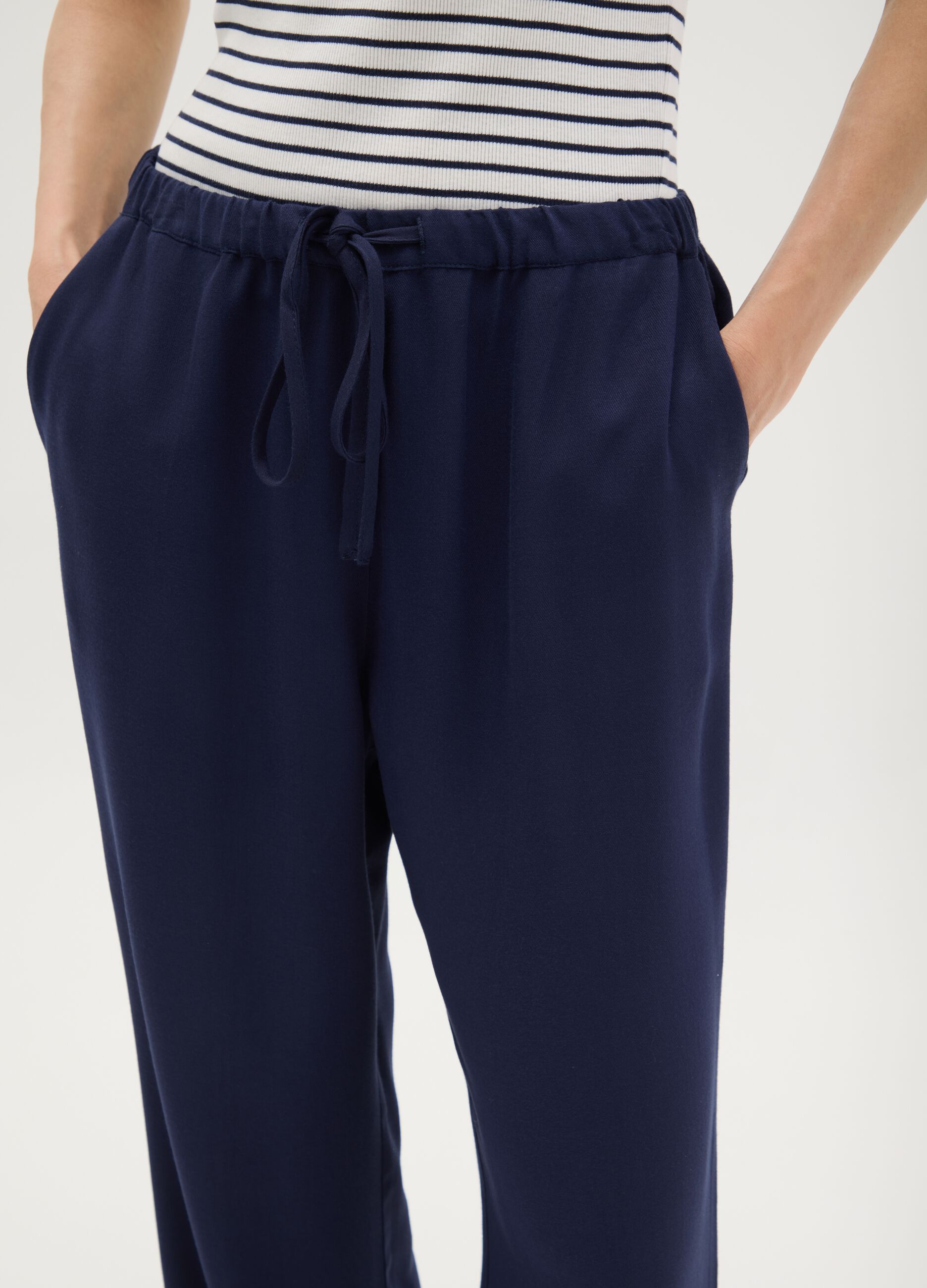 Women's pure blue viscose regular fit trousers