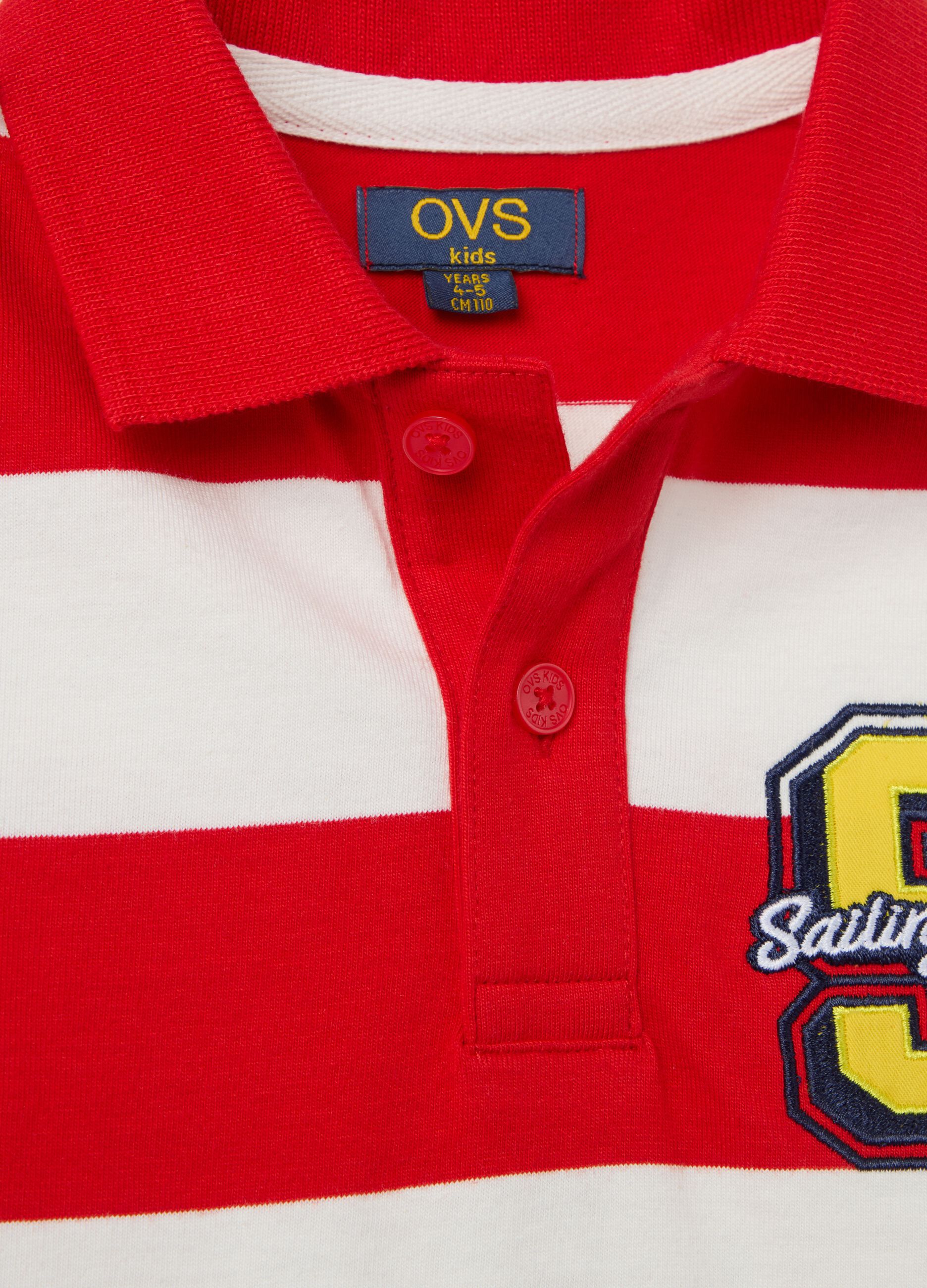 Striped polo shirt with "Sailing Club” patch