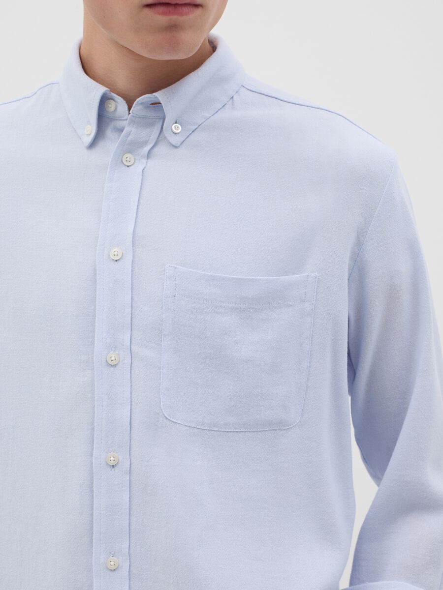 Light blue shirt in linen, viscose and cotton_3