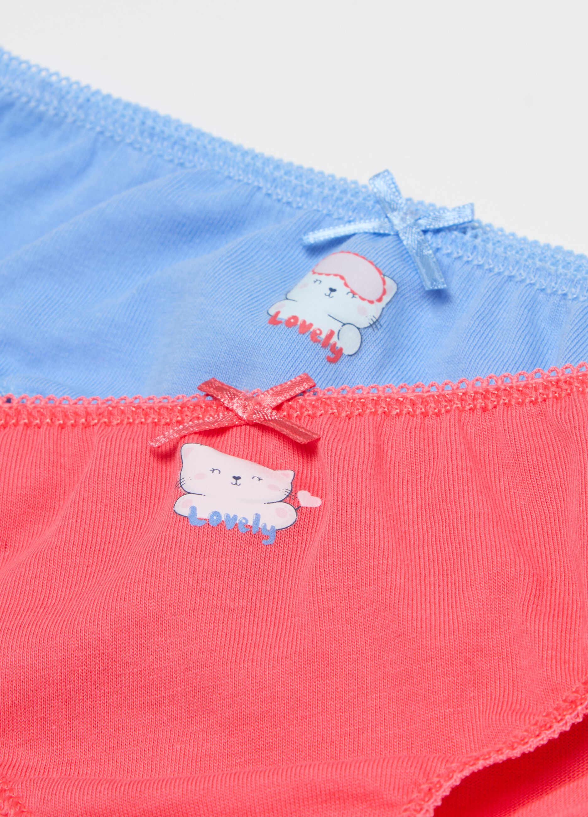 Three-pack briefs in cotton with bow and print
