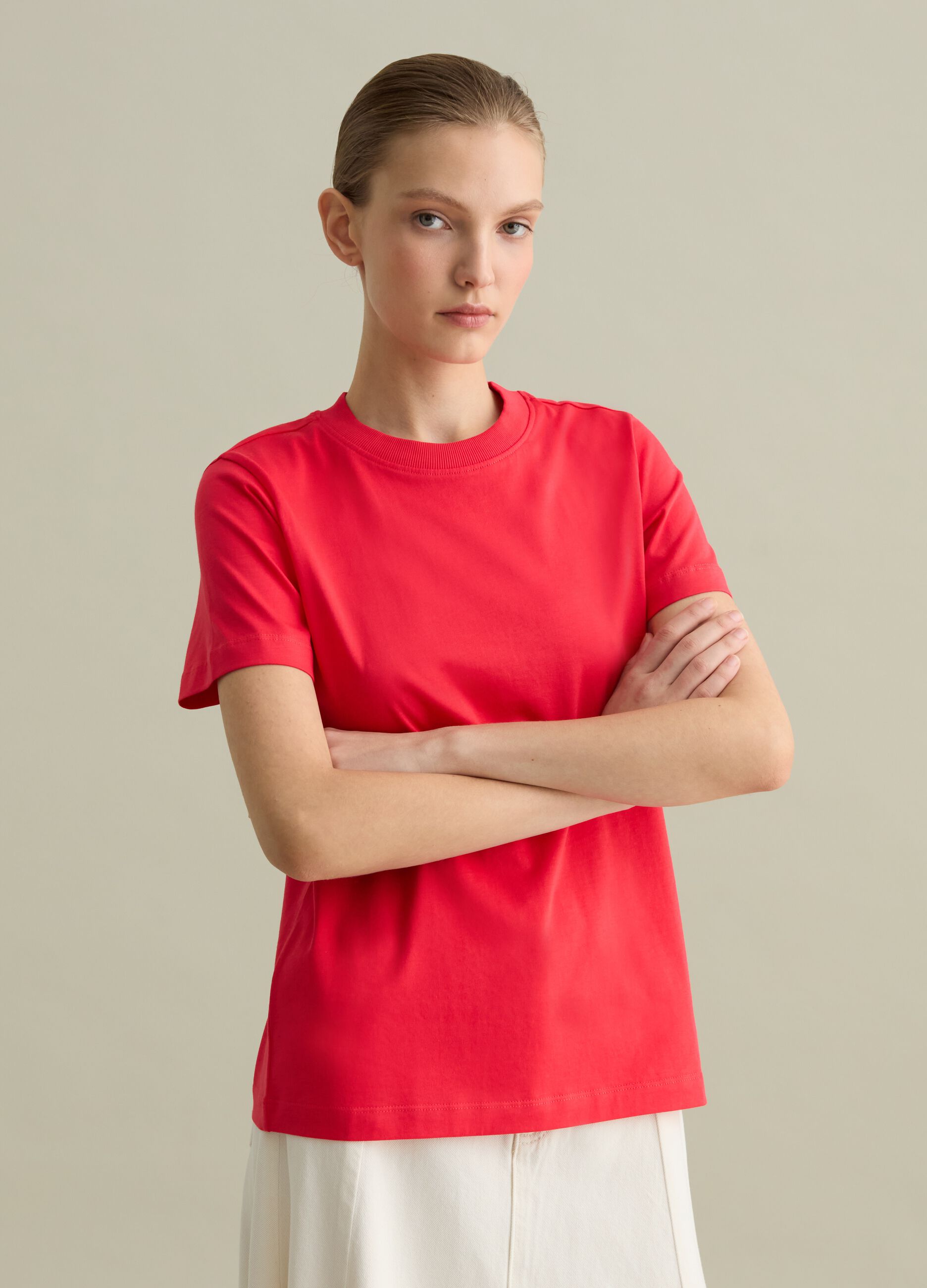 Cotton T-shirt with round neck