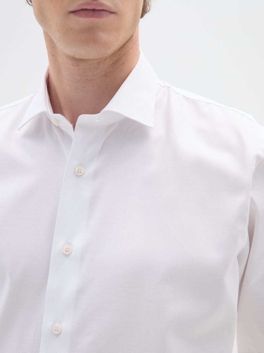 White pure cotton shirt regular fit easy iron_1
