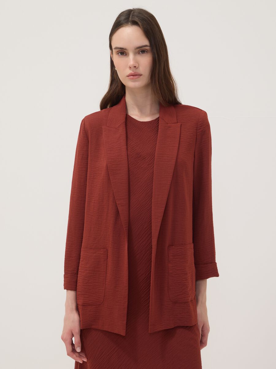 Red regular-fit blazer with classic lapels_0