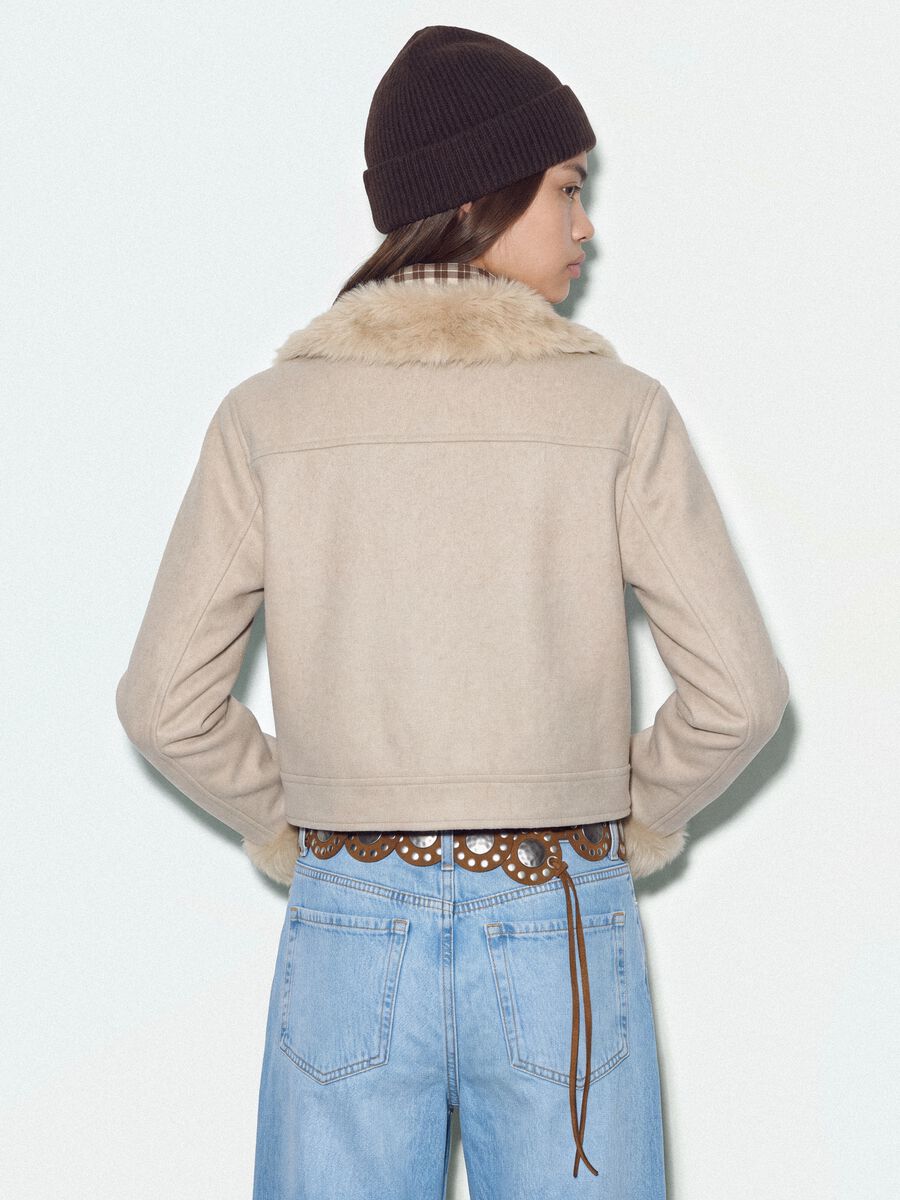 Beige regular-fit jacket with zip and contrast collar_2