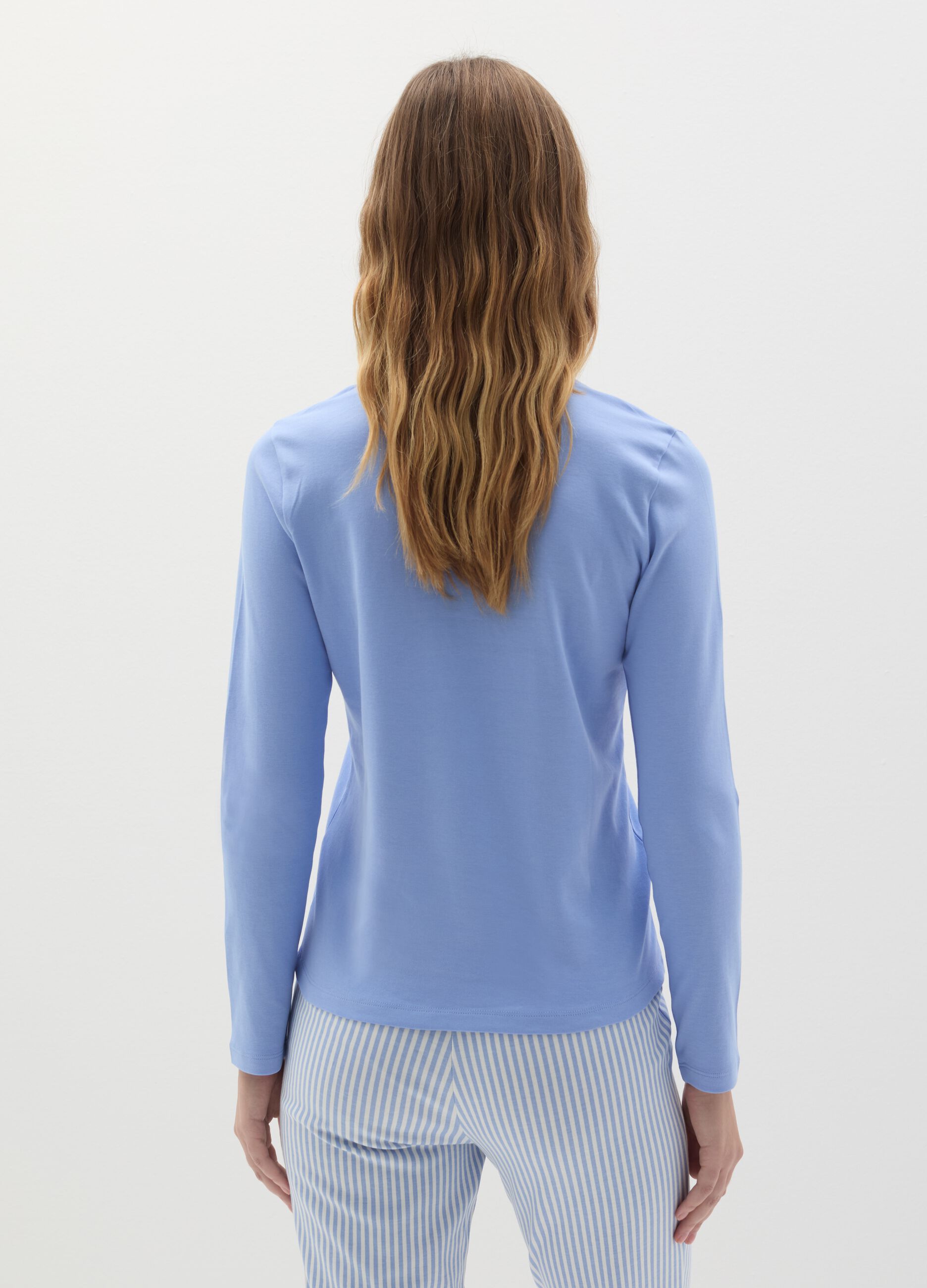 Pyjama top with granddad neckline.