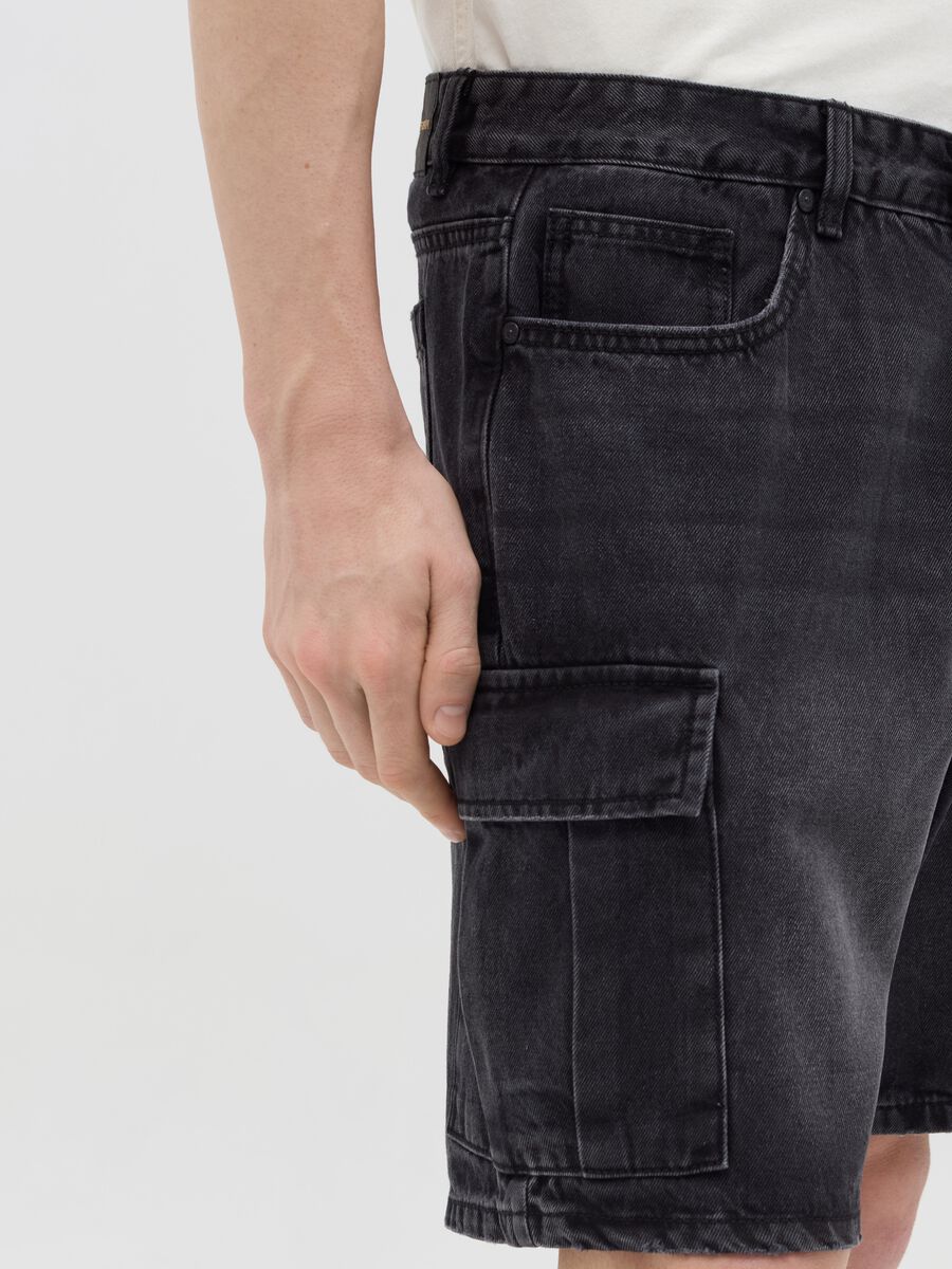 Cargo Bermuda shorts in denim_2