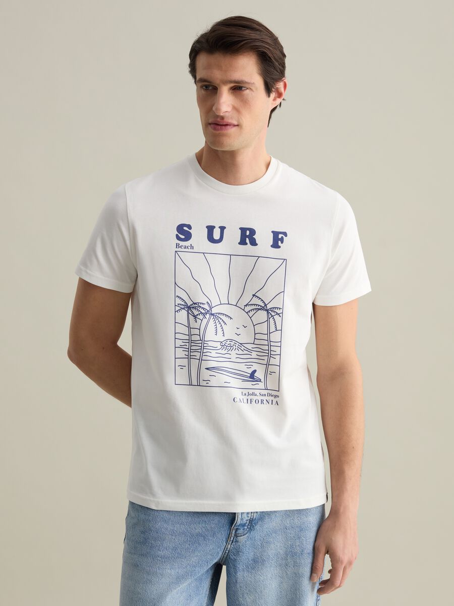 White T-shirt with California surf graphic print_0