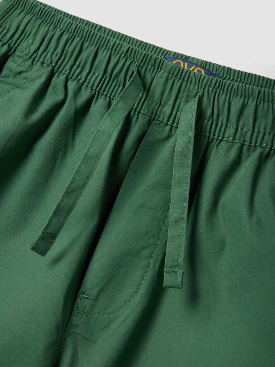 Shorts in puro cotone verde da bambino regular fit_3