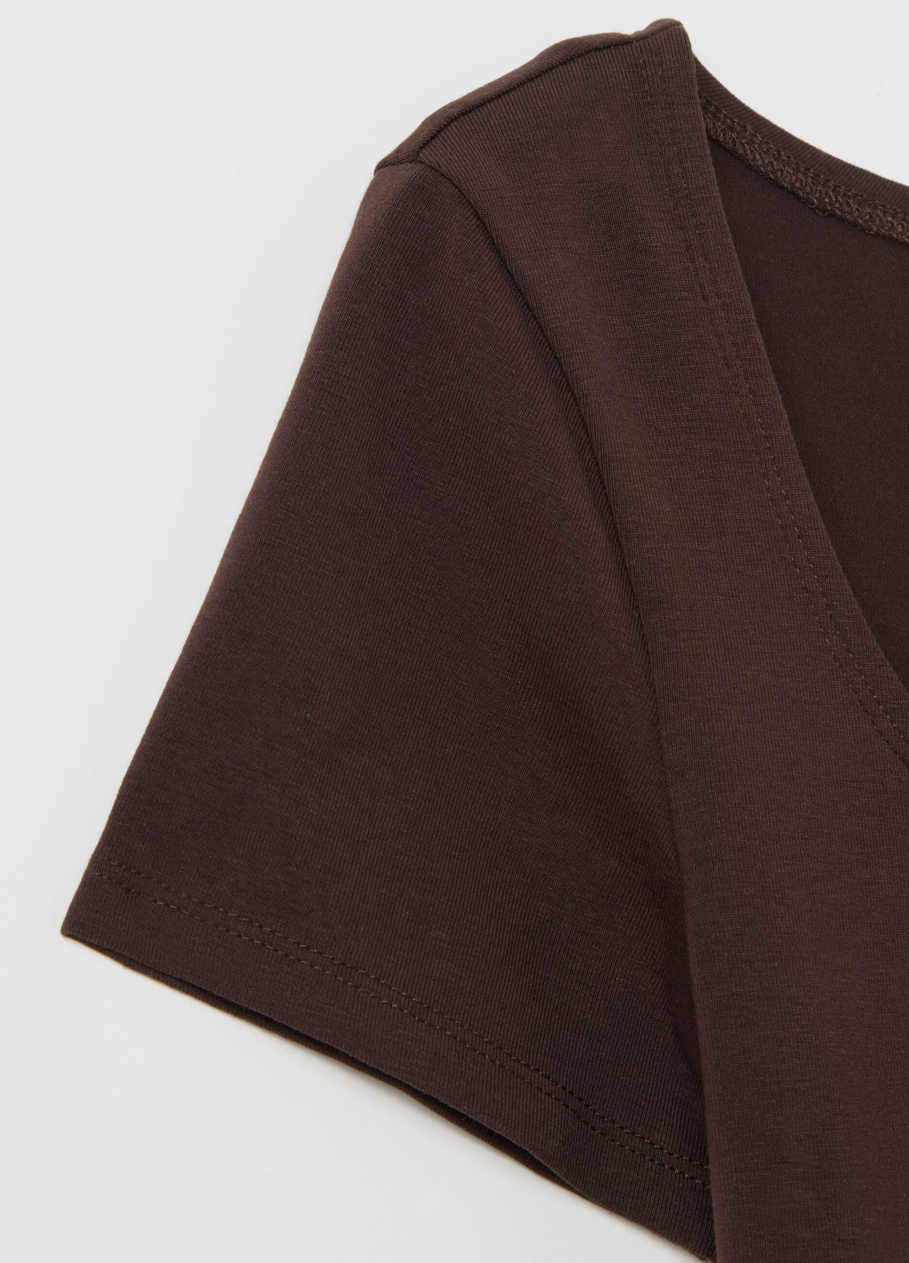 T-shirt da donna in cotone elasticizzato marrone slim fit