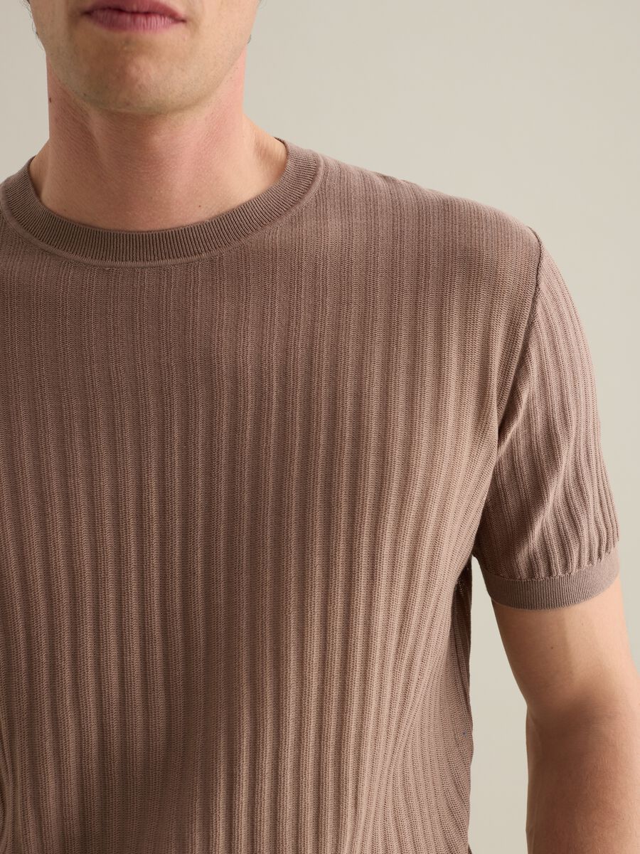 Brown Cotton Crew Neck T-shirt_2