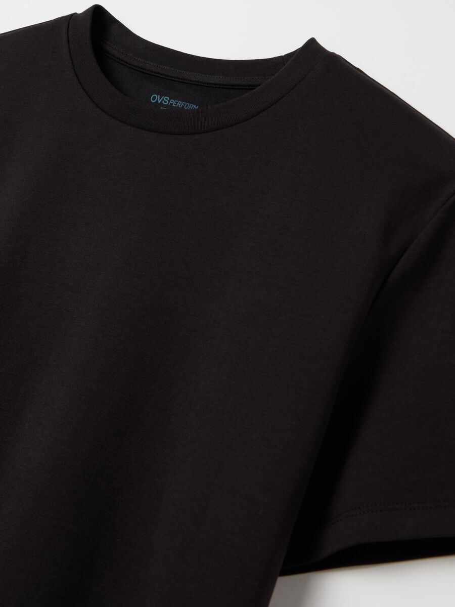 T-shirt with technical fabric_5
