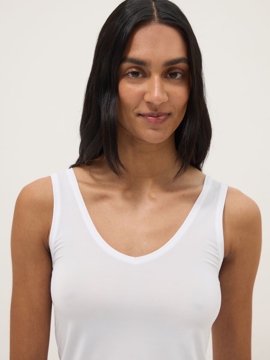 Canotta bianca deep V regular fit_1