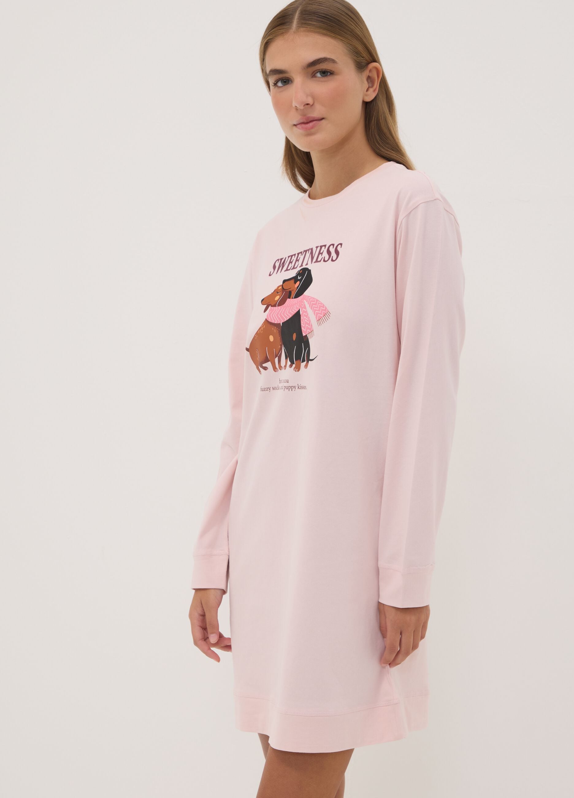Pink organic cotton nightdress with crew neck