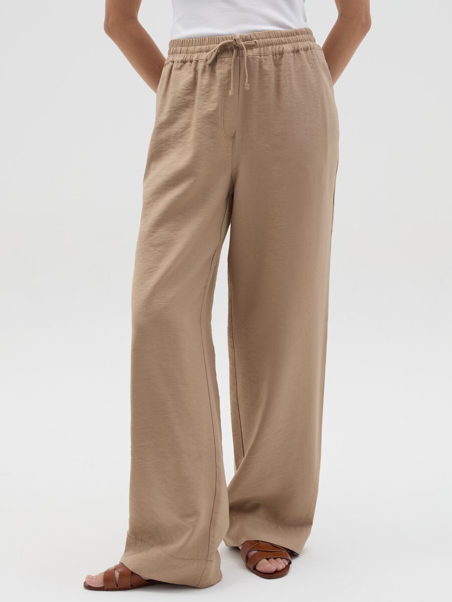 Fluid trousers with drawstring_1