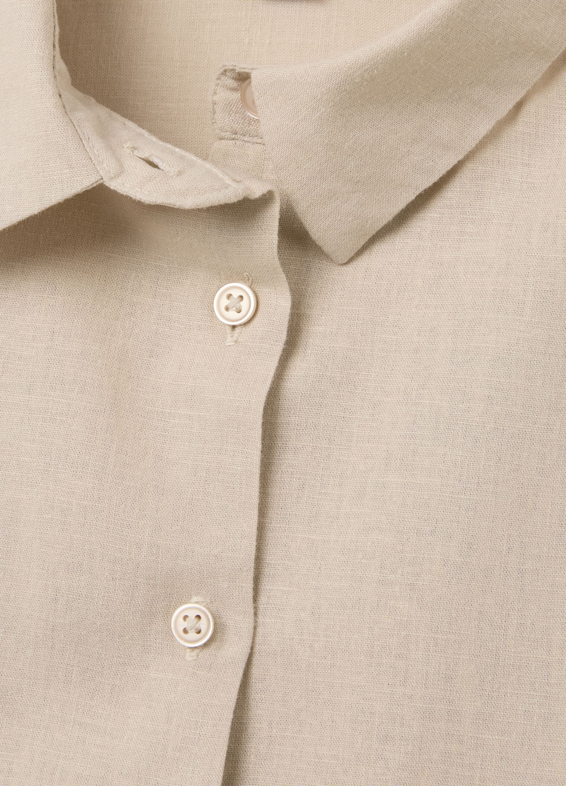 Camicia da donna in misto lino beige regular fit senza bottoni