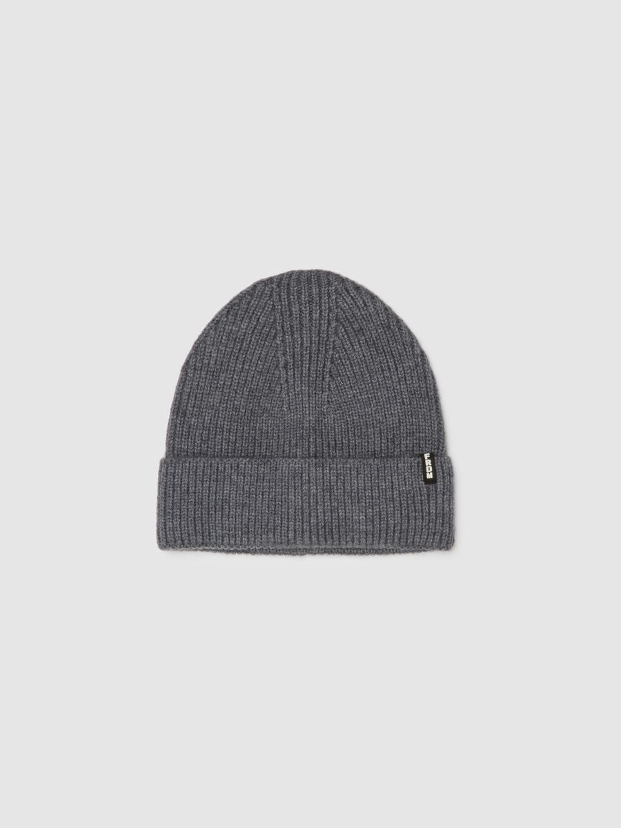 Grey Hat for Cold Weather_0