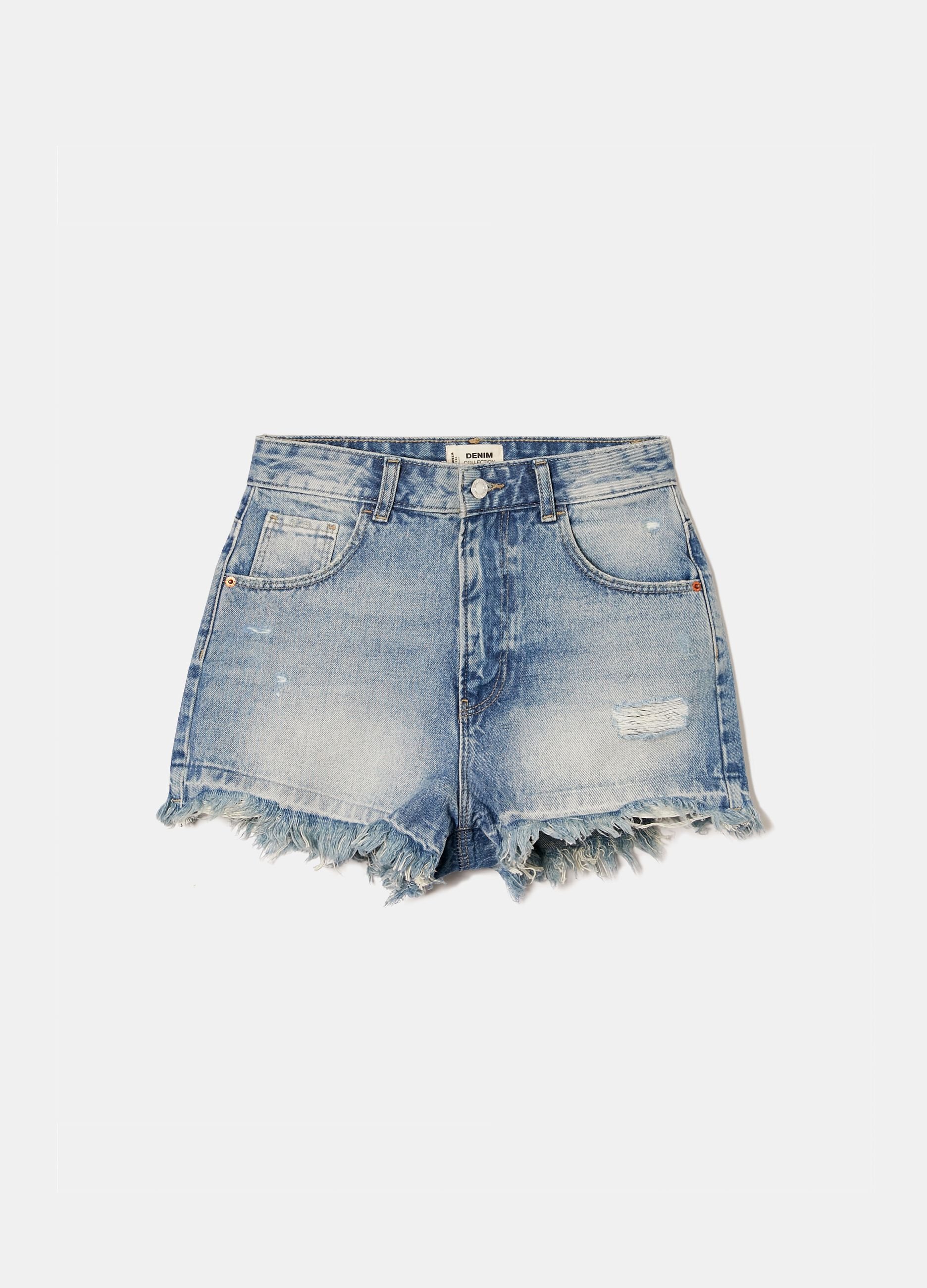 Frayed denim shorts