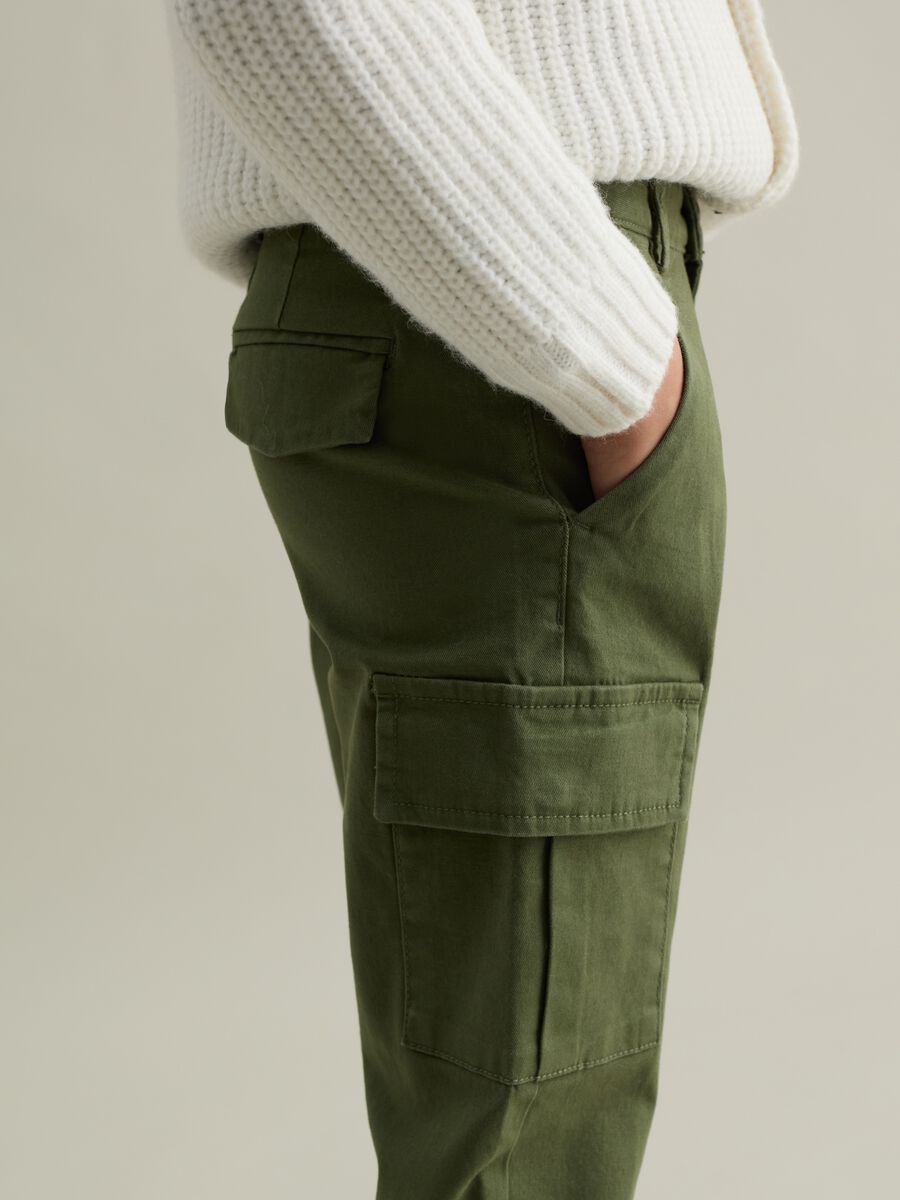 Stretch cotton cargo trousers_2