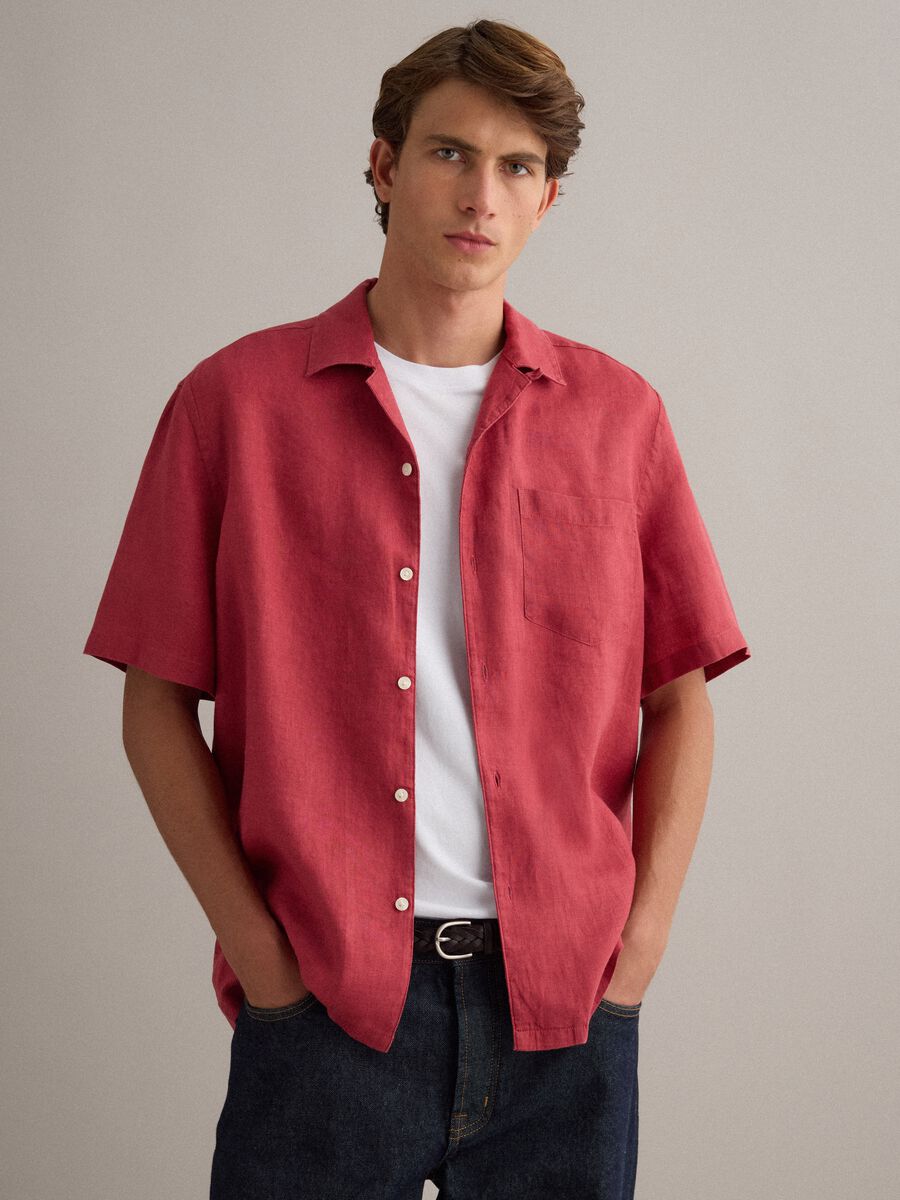 Camicia rossa con collo bowling in puro lino_0