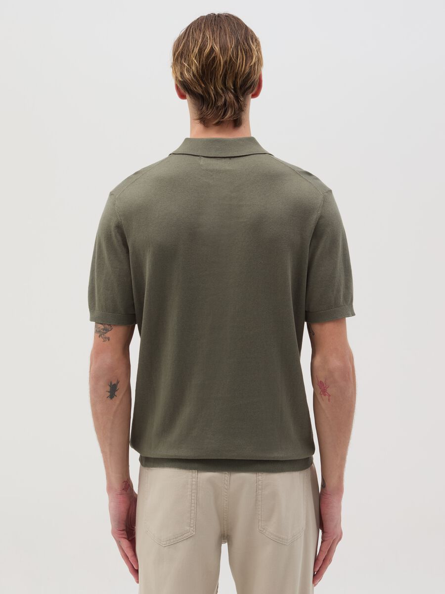 Polo shirt in solid colour cotton_3