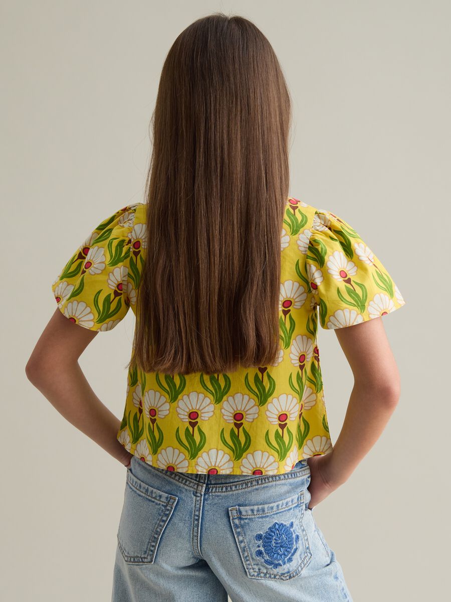 Girls' multicolour pure cotton regular fit shirt with floral print_1