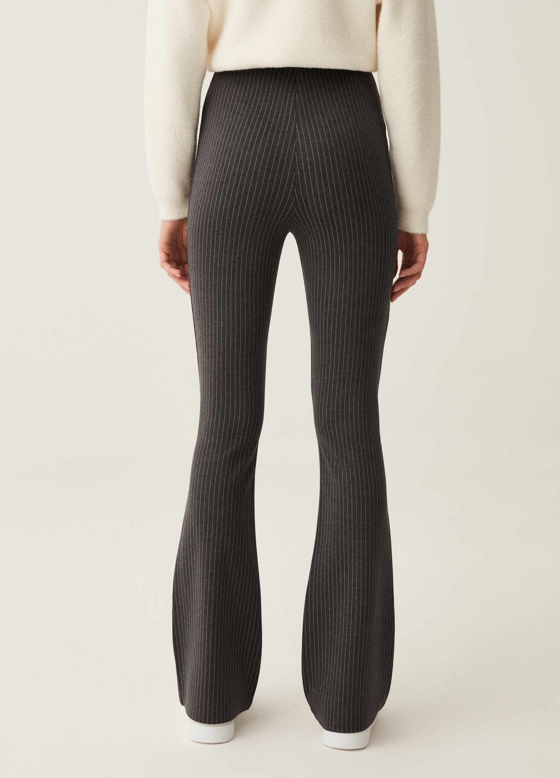 Leggings flare fit a vita alta_2