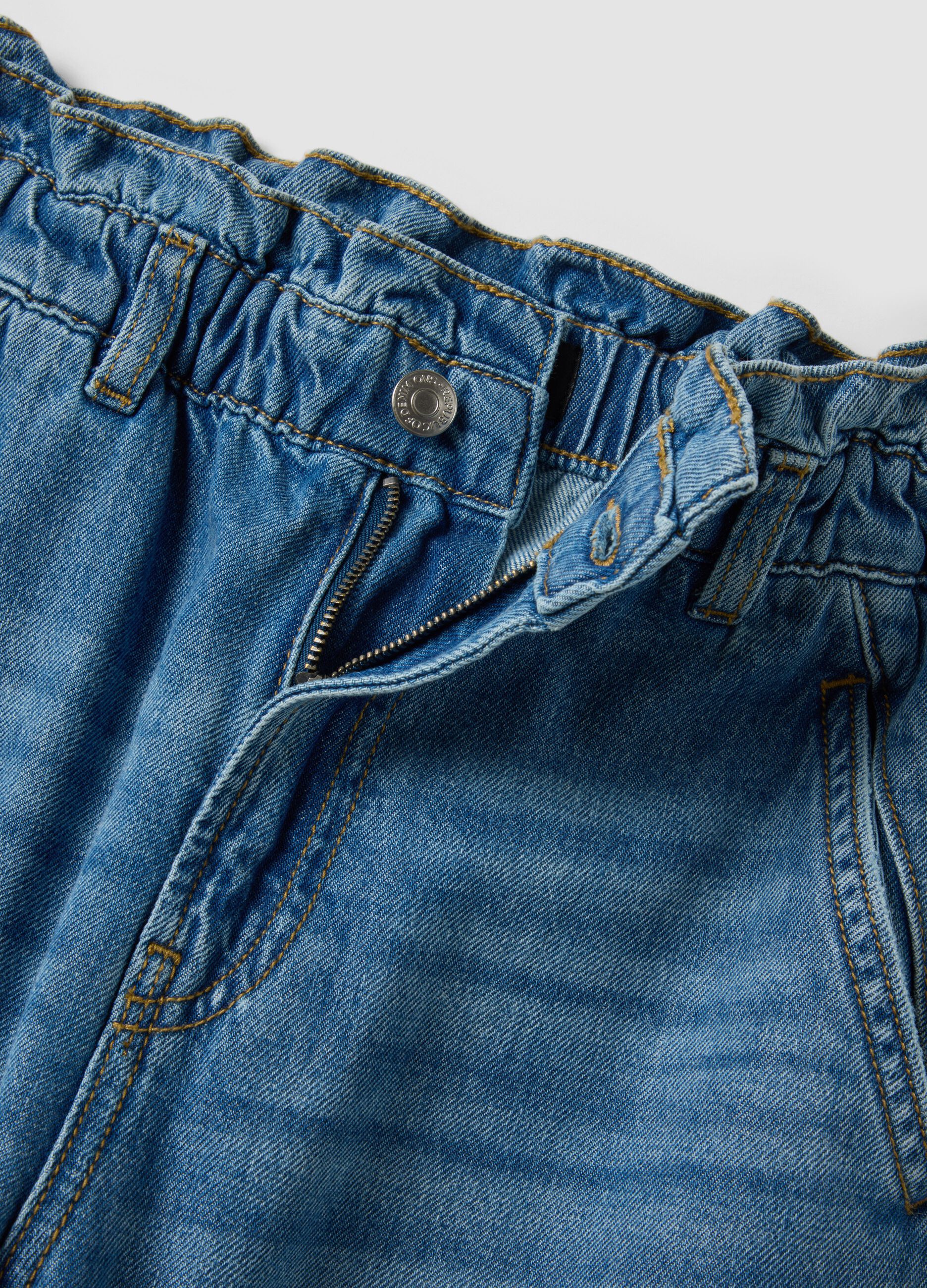 Jeans denim azzurri in puro cotone con vita paperbag baggy fit