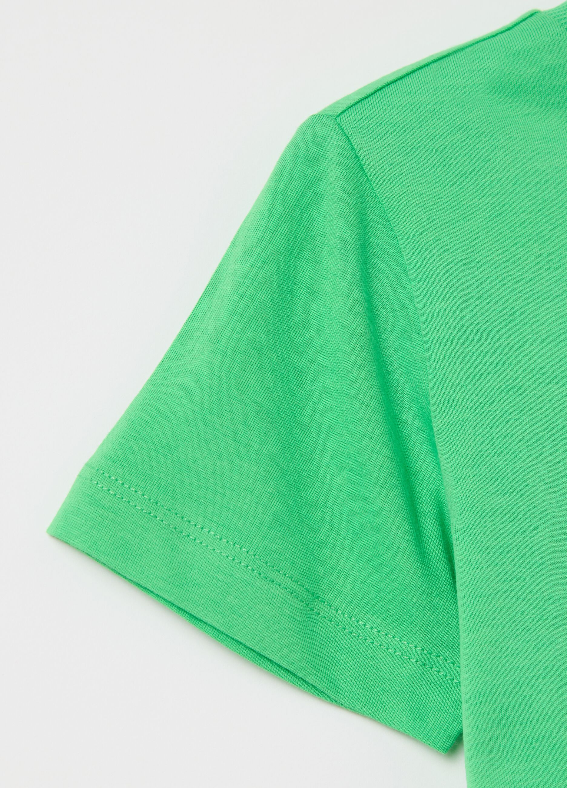 T-shirt verde in cotone con scollo rotondo