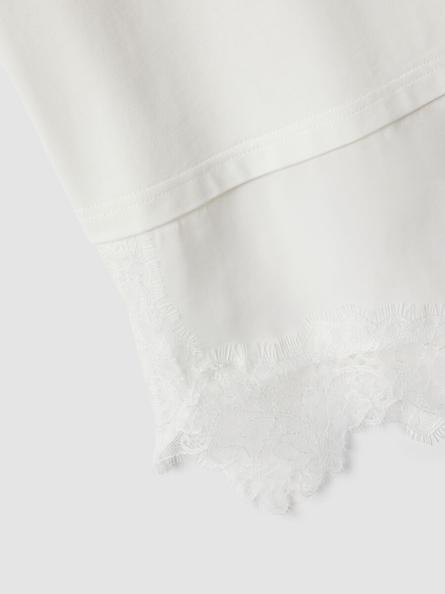 White pure cotton T-shirt with lace insert, relaxed fit_5