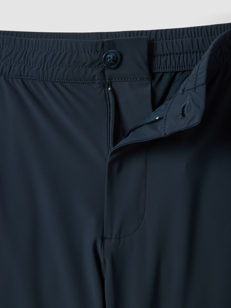Bermuda chino blu in tessuto elasticizzato regular fit_5