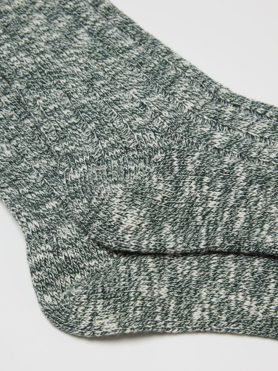 White and green cotton blend knitted socks_1