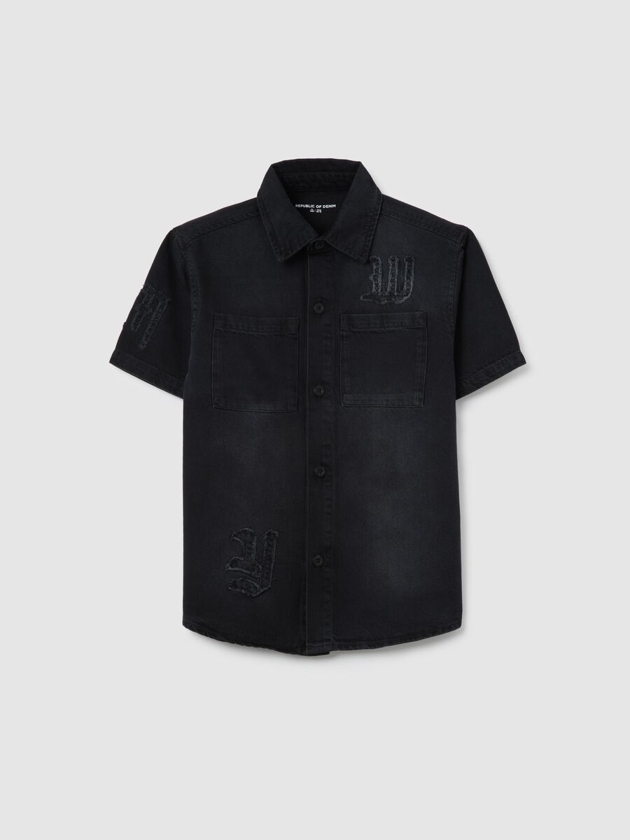 Black shirt in denim with embroidery_3