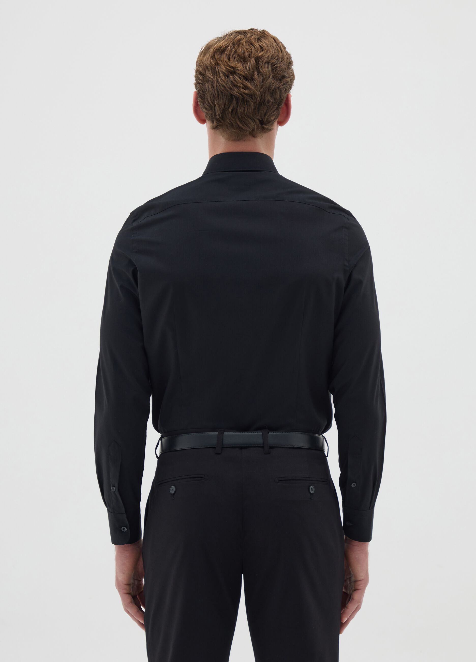 Men's shirt in black cotton blend slim fit easy iron