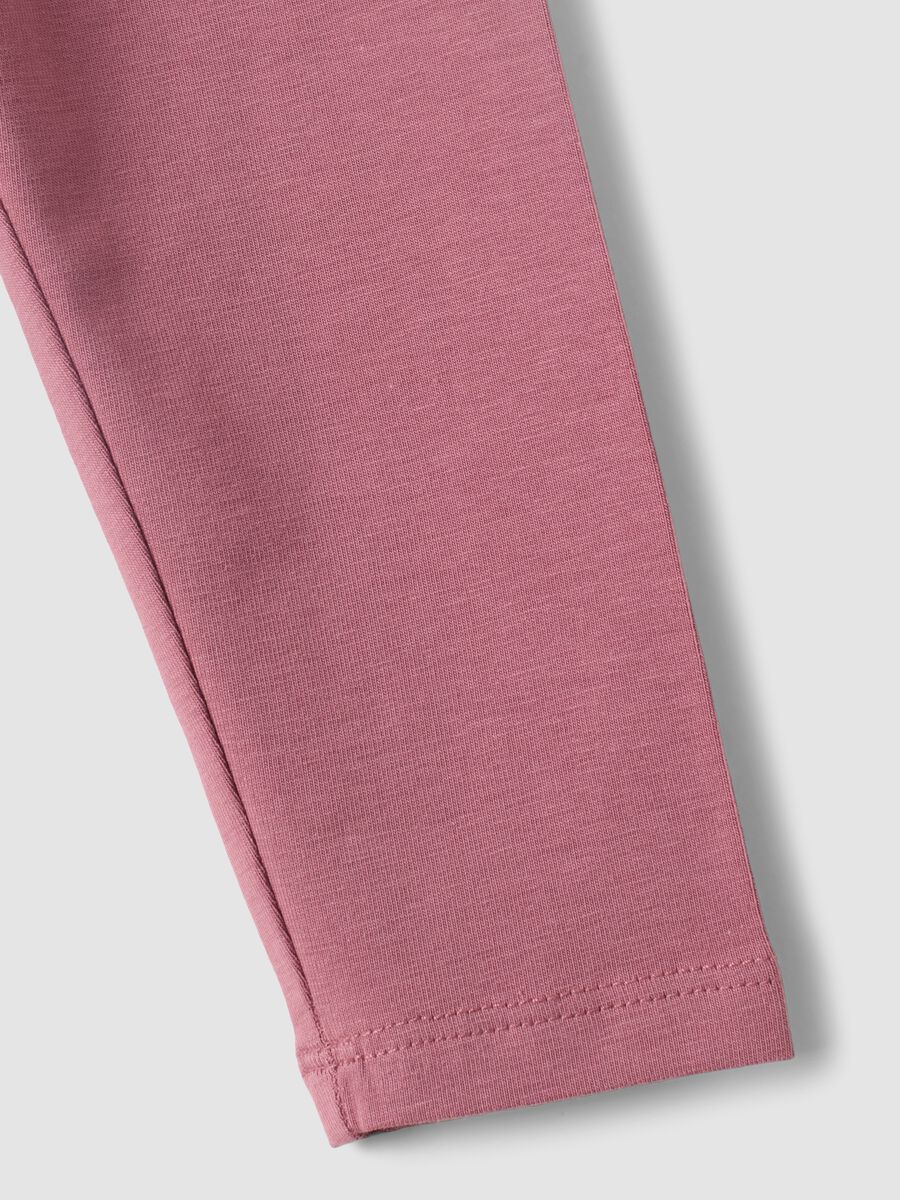 Leggings viola in misto cotone organico slim fit per bimba_3