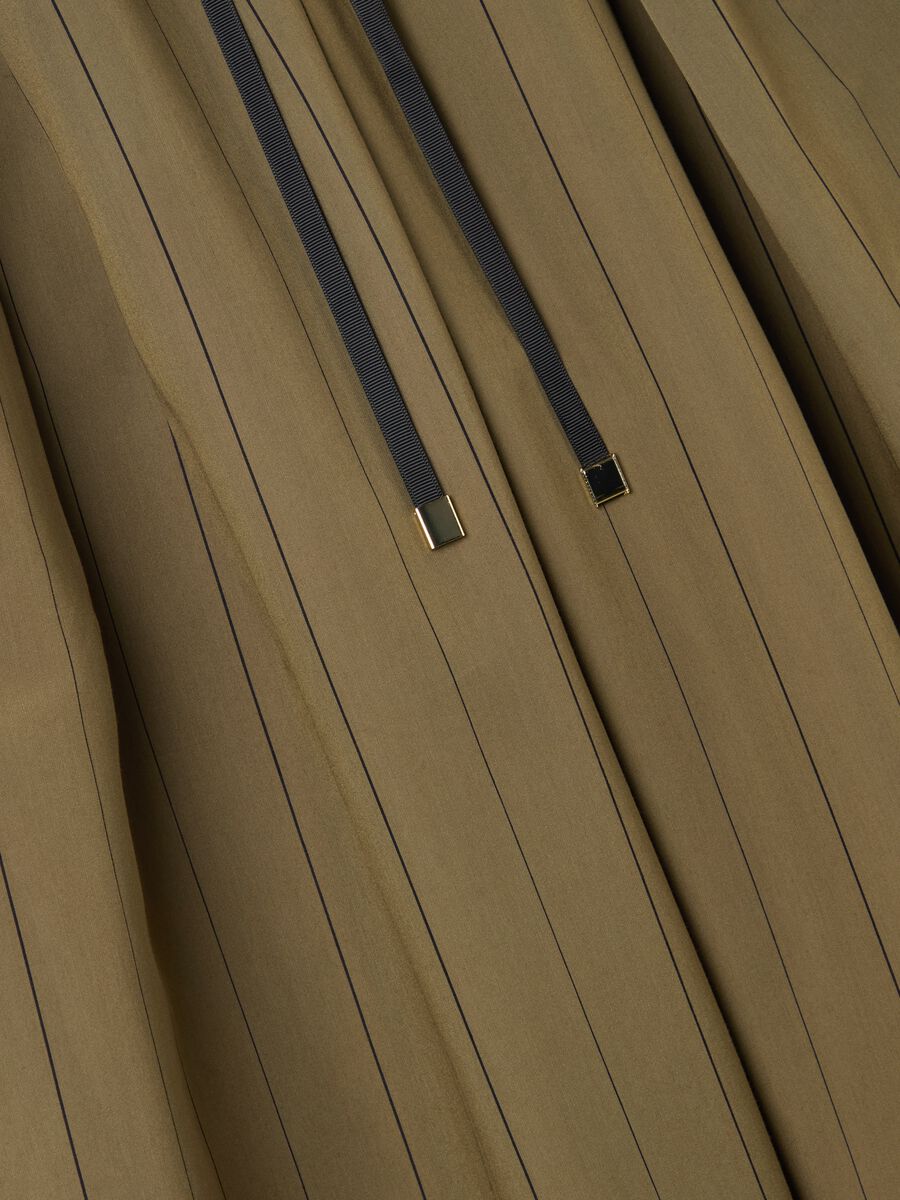 Wide-leg pinstriped trousers with darts_5