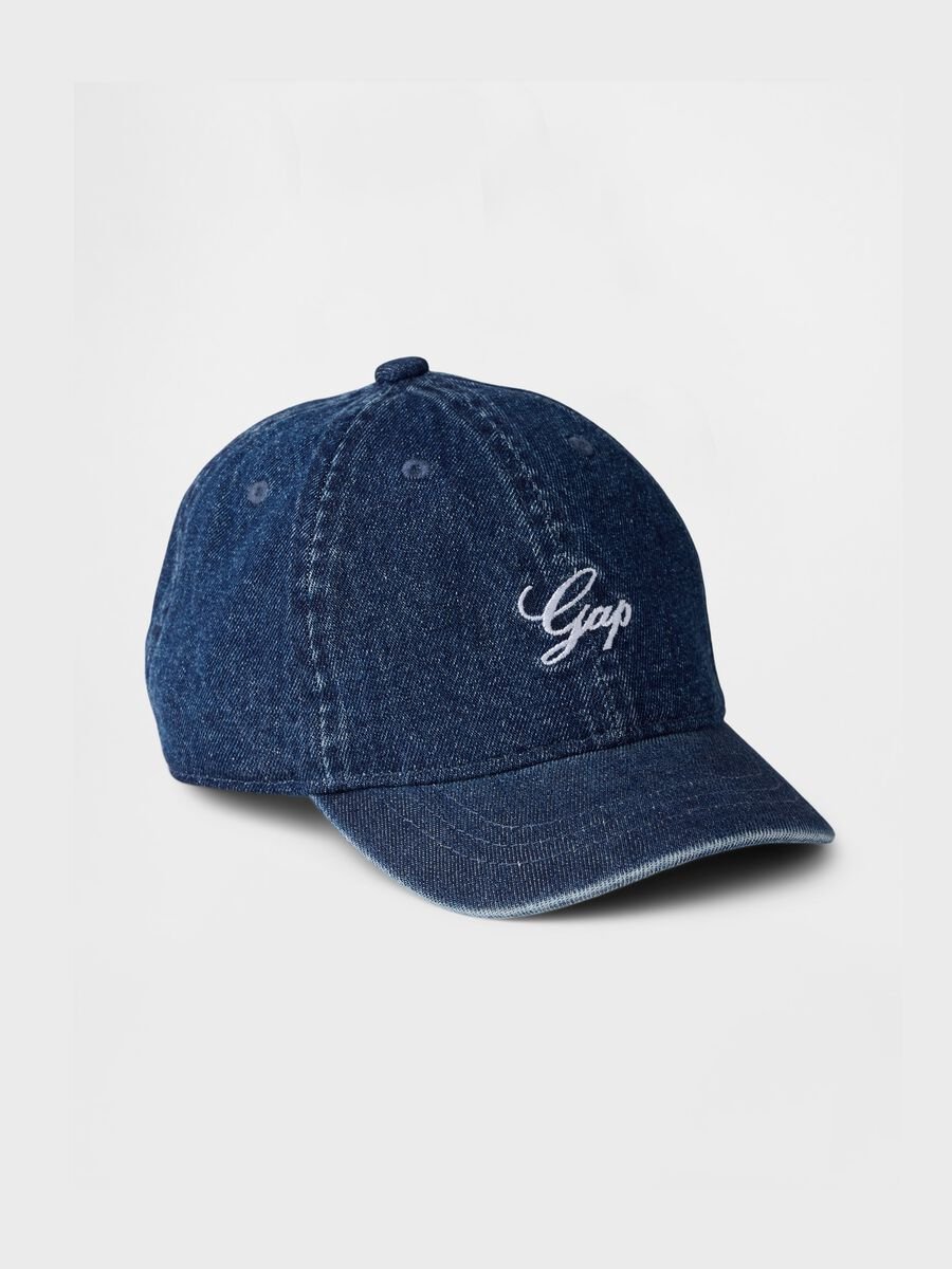 Baseball cap with embroidered logo_0