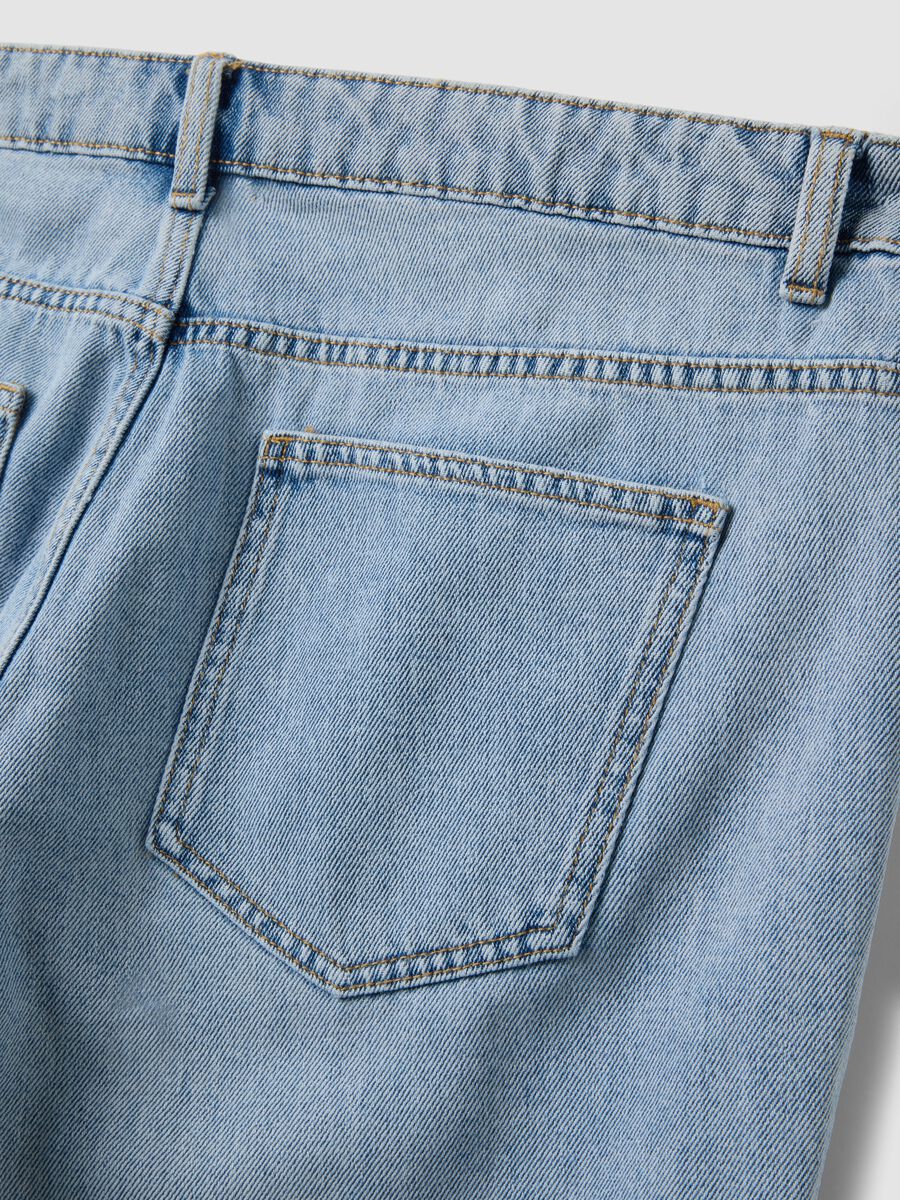 Light Blue Denim-Blend Slim Fit Shorts_5