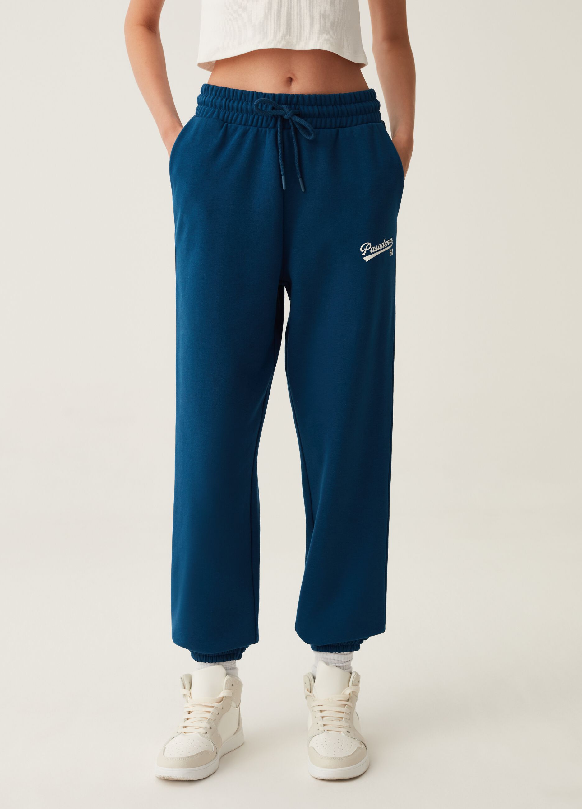 Joggers in felpa con stampa lettering_1
