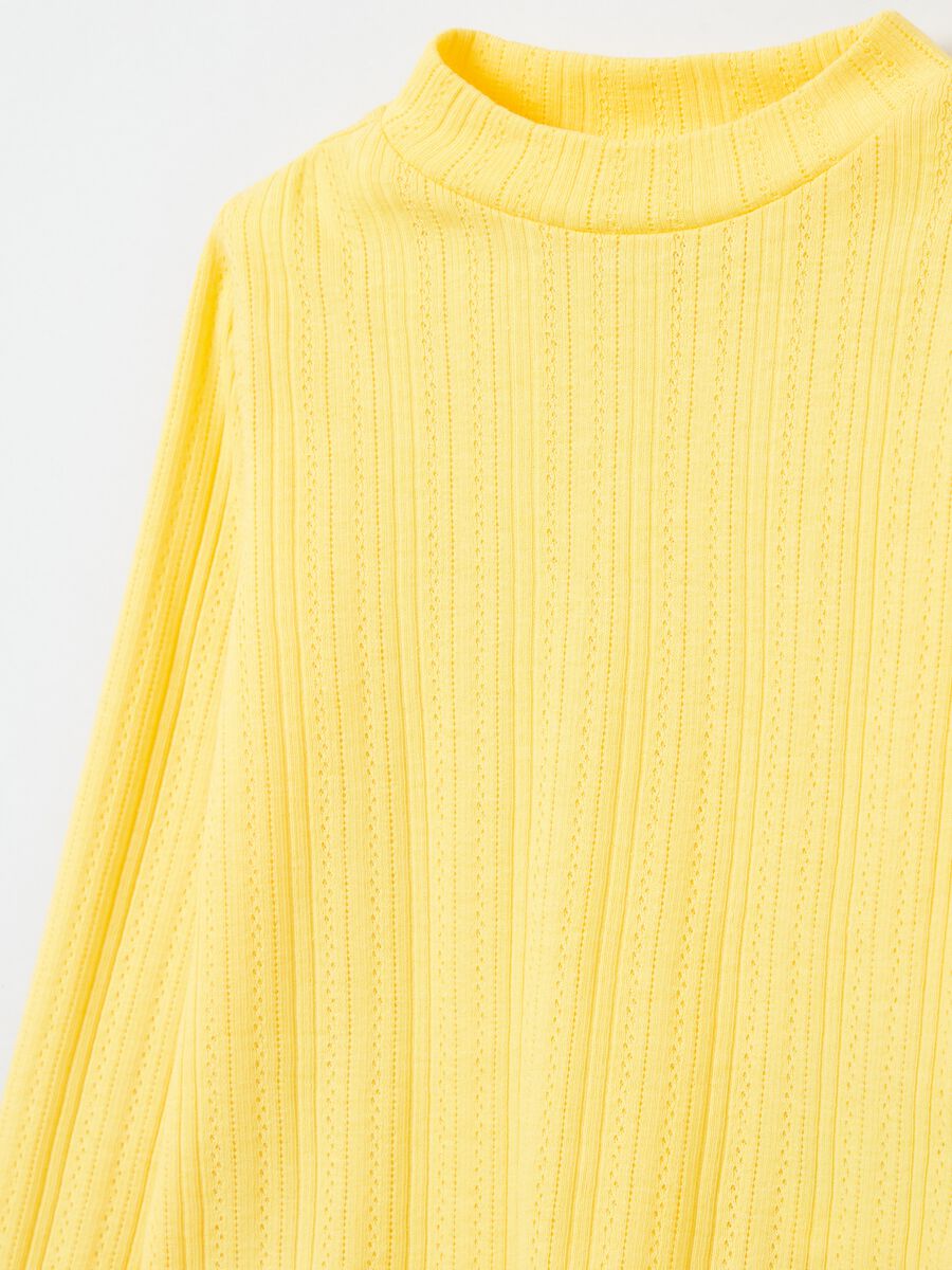 T-shirt in pointelle a collo alto_2