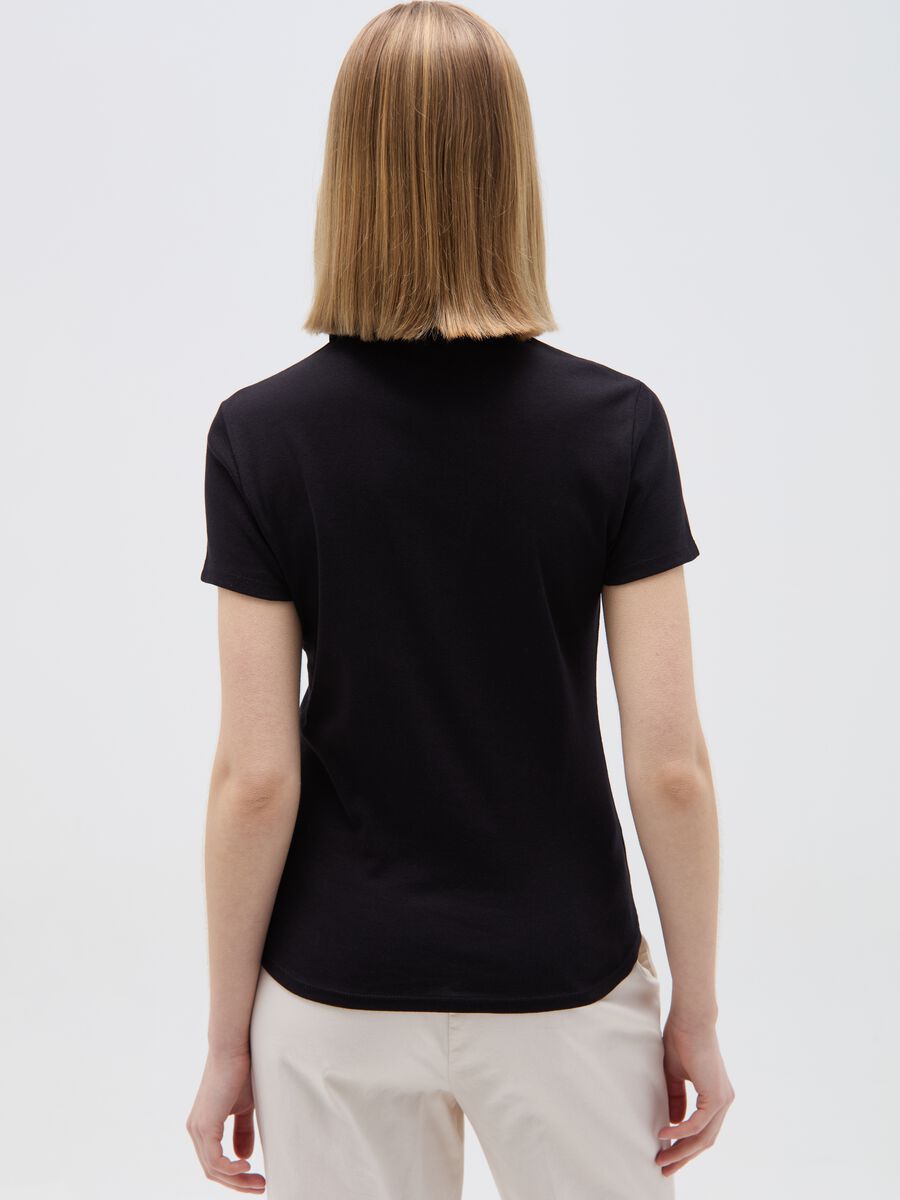 T-shirt with polo neck and crochet insert_2