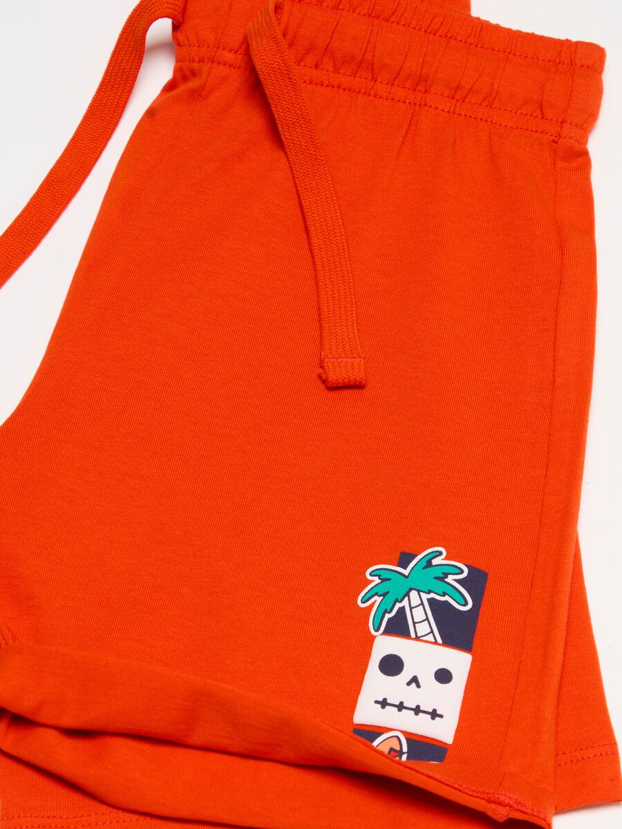 Bermuda shorts with print and drawstring_2