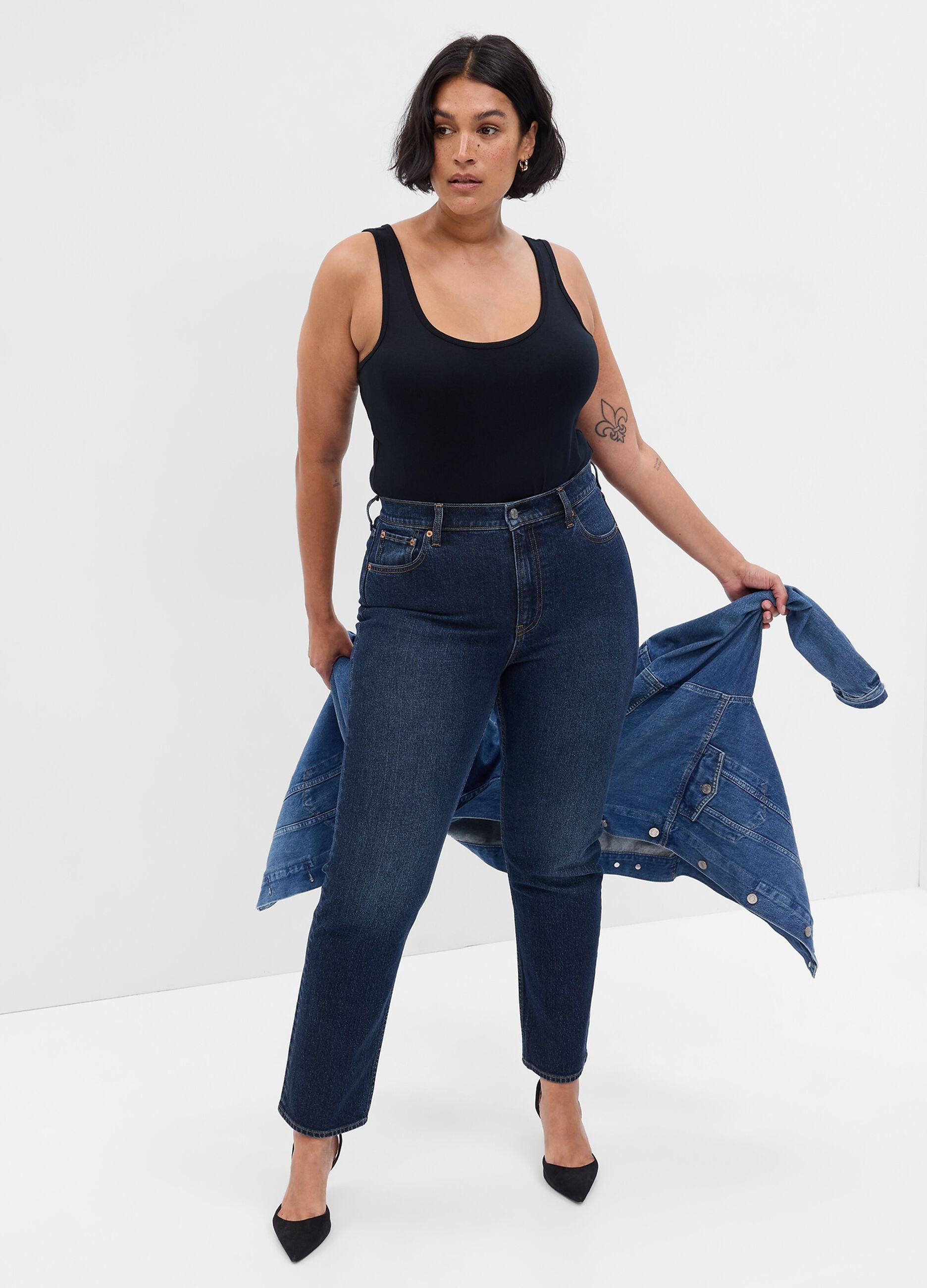 Straight-fit, high-rise jeans