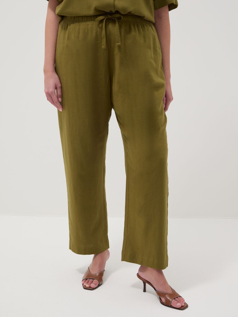 Pantaloni in misto lino verde regular fit_1