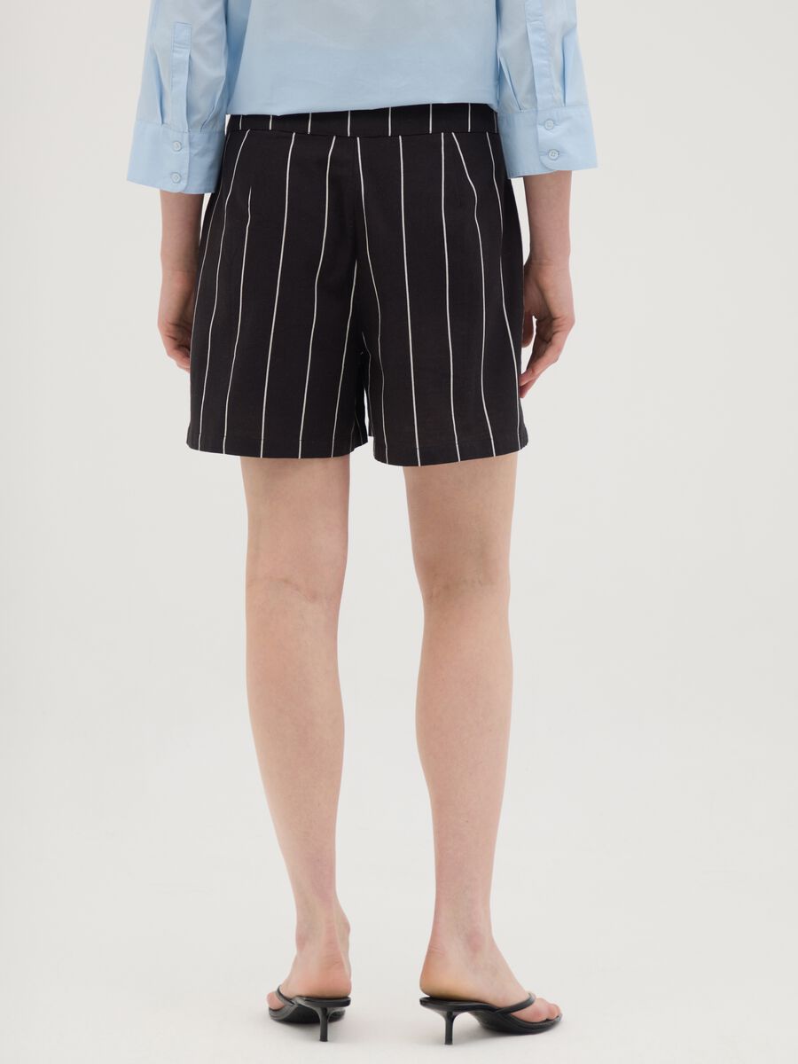 Women's multicolour pure cotton shorts, regular fit_3
